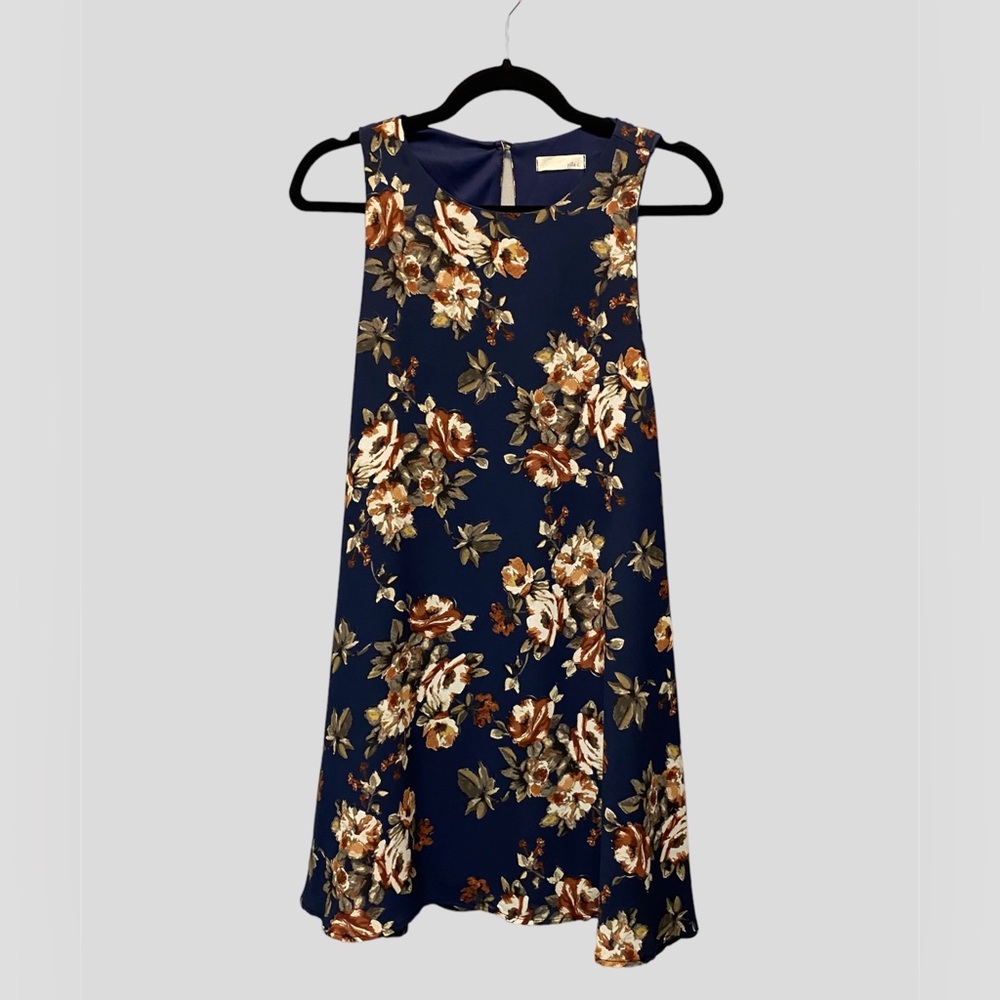 Like New Jella Couture Navy Floral Lined Shift Dress Size S